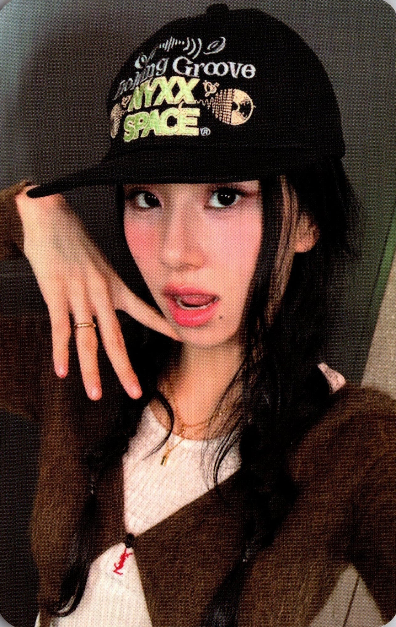 Thumbnail 9